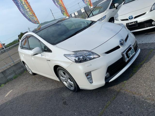 TOYOTA プリウス　字光式ナンバー　AIR 取り付け