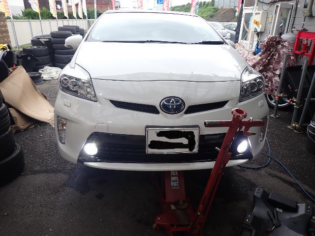 LEDフォグランプ　LEDルームランプ　LEDバックランプ交換　プリウス　Gツーリングセレクションレザーパッケージ　zvw30  