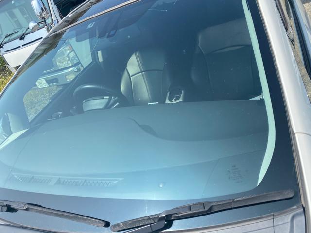 トヨタ 30プリウス ガラス交換
Gツーリングセレクション 岡山市東区