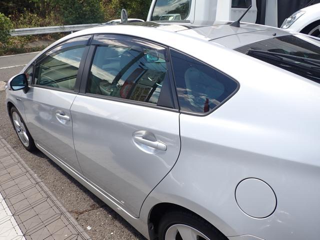 トヨタ 30プリウス ガラスフィルム施行
Gツーリングセレクション 岡山市東区