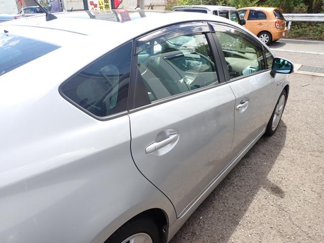 トヨタ 30プリウス ガラスフィルム施行
Gツーリングセレクション 岡山市東区