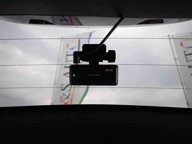 トヨタ プリウス ドラレコ取り付け
ZVW51 Aプレミアム 岡山市東区