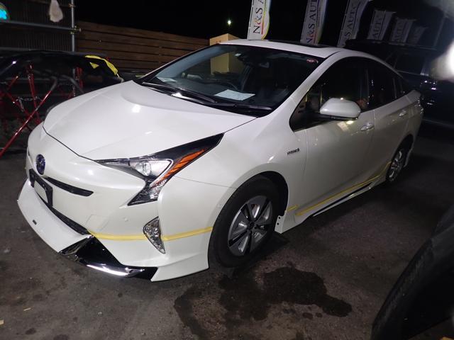 トヨタ プリウス ホイール交換
ZVW51 Aプレミアム 岡山市東区