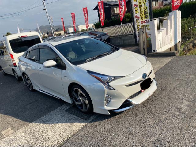 トヨタ 50プリウス 凹み修理
ZVW51 Aプレミアム 岡山市東区