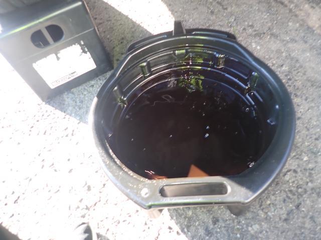 トヨタ ハリアー オイル交換
ACU30W 240G プレミアムLパッケージ