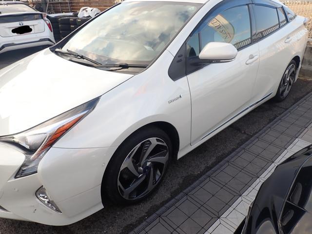 トヨタ 50プリウス ホイール交換
ZVW51 Aプレミアム 岡山市東区