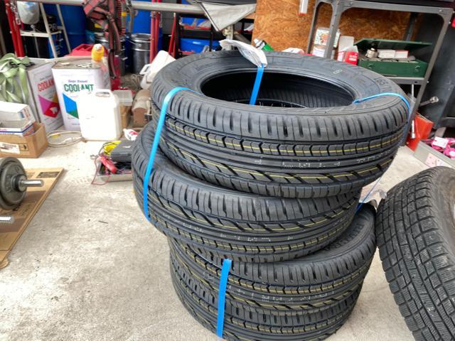 トヨタ アクア タイヤ交換
NHP10 岡山市東区