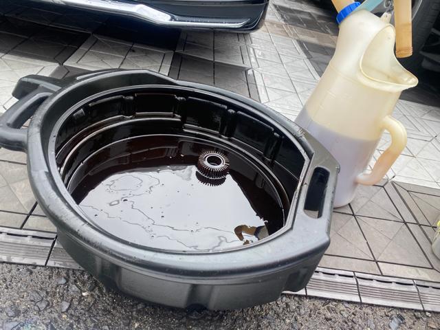 トヨタ 30プリウス オイル交換
ZVW30 Gツーリングセレクション 岡山市東区