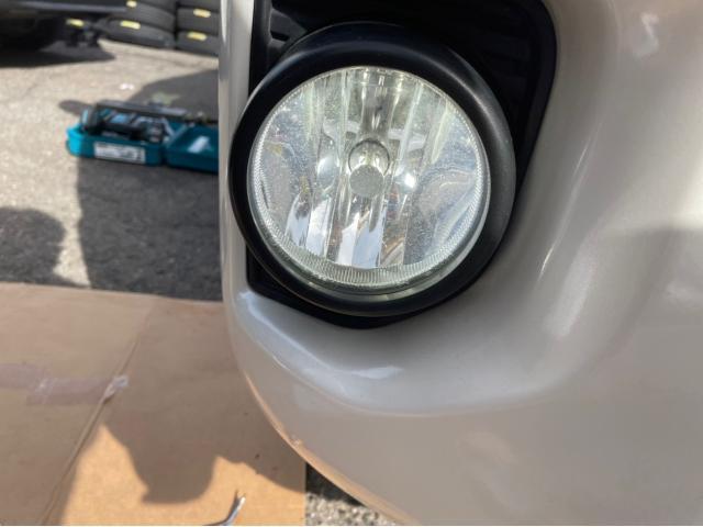 トヨタ　ハイエースバン　スーパーGL ダークプライム　KDH201V オイル交換　エレメント交換　ワイパー交換　エアコンフィルター交換　ステアリング交換　ガングリップステアリング　LEDフォグランプ取り付け　岡山市東区