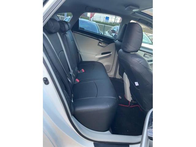 トヨタ　プリウス　Gツーリングセレクション　シートカバー取り付け　ZVW30 岡山市東区