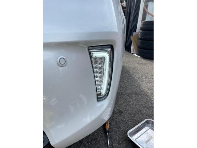 トヨタ　プリウス　G    LEDウインカー　取り付け　ZVW30  岡山市東区