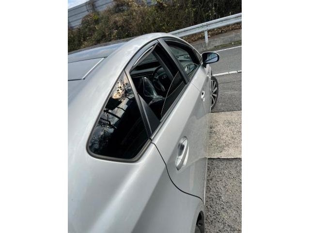 トヨタ　30プリウス　サイドバイザー取り付け　ZVW30 岡山市東区