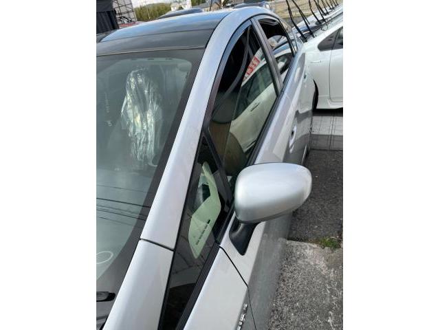 トヨタ　30プリウス　サイドバイザー取り付け　ZVW30 岡山市東区