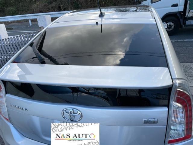 トヨタ　30プリウス　カーフィルム貼り付け　ZVW30 岡山市東区