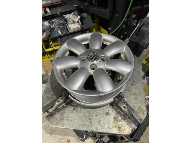 スズキ　MRワゴン　パンク　タイヤ交換4本　MF33S  岡山市東区