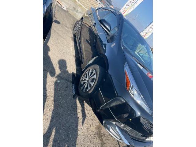 トヨタ　50プリウス　純正ホイール&rarr;18インチアルミホイール
ZVW51  岡山市東区