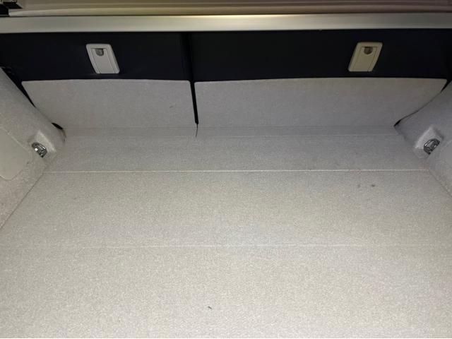 トヨタ　30プリウス　シートカバー　取り付け　ZVW30  岡山市東区