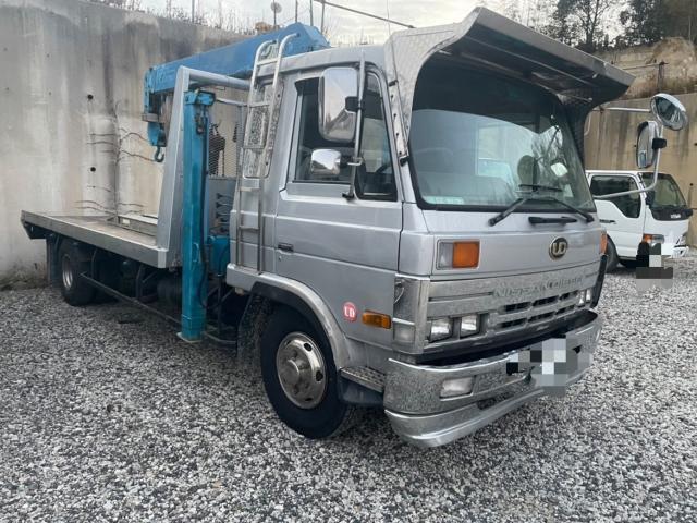 ニッサンディーゼル　P-CM87HA　フロントタイヤ交換　岡山市東区