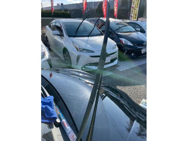 トヨタ　プリウス　ワイパーゴム交換　エアコンフィルター交換　ZVW51  岡山市東区