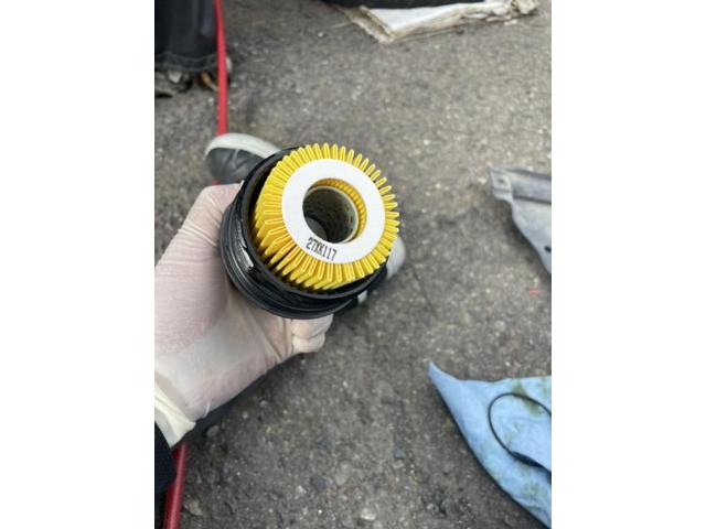 トヨタ　50プリウス　納車点検　オイル　エレメント　ワイパーゴム　エアコンフィルター　交換　ZVW51  岡山市東区