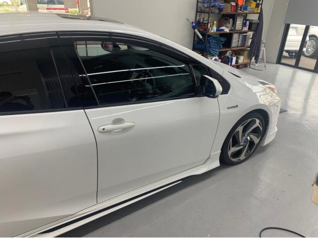トヨタ 50プリウス フロントガラス ゴーストフィルム 施工 ZVW51 トヨタ 50プリウス フロントガラス ゴーストフィルム 施工 ZVW51