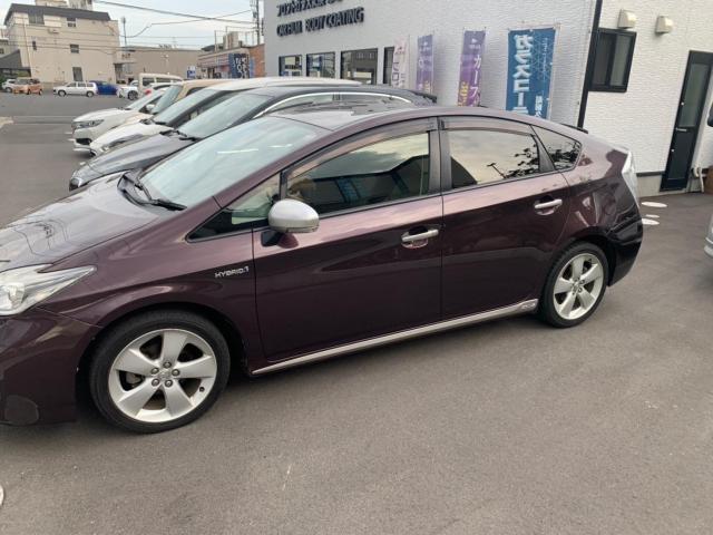 トヨタ　30プリウス　リア　３面スモークフィルム　施工　 ZVW30  岡山市東区