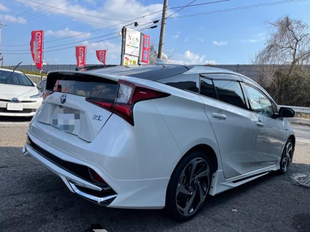 トヨタ　50プリウス　ホイール　15in18inに変更　モデリスタ　ZVW51 岡山市東区