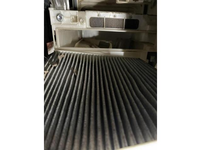 トヨタ　30プリウス　納車前点検　オイル　エレメント　ワイパーゴム　エアコンフィルター　交換　ZVW30 岡山市東区