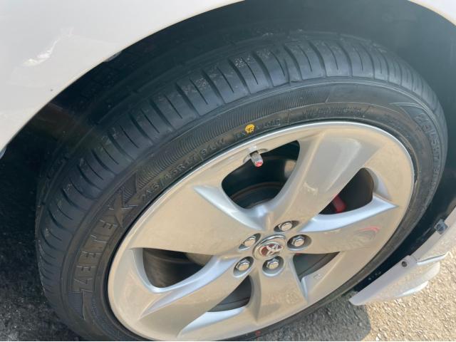 トヨタ　30プリウス　タイヤ4本　交換　納車前点検　オイル　エレメント　ワイパーゴム　エアコンフィルター　交換　ZVW30 岡山市東区