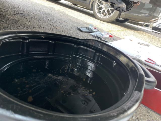 トヨタ　30プリウス　タイヤ4本　交換　納車前点検　オイル　エレメント　ワイパーゴム　エアコンフィルター　交換　ZVW30 岡山市東区