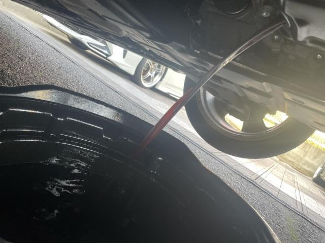 トヨタ　30プリウス　納車前点検　オイル交換　エレメント交換　ワイパーゴム交換　エアコンフィルター交換　ZVW30 岡山市東区