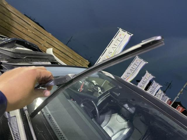 トヨタ　50プリウス　納車前点検　オイル交換　エレメント交換　ワイパーゴム交換　エアコンフィルター交換　ZVW51 岡山市東区