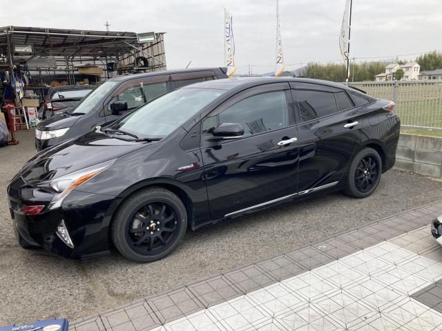 トヨタ 50プリウス モデリスタアイコニック 取り付け ホイール トヨタ 50プリウス モデリスタアイコニック 取り付け ホイール