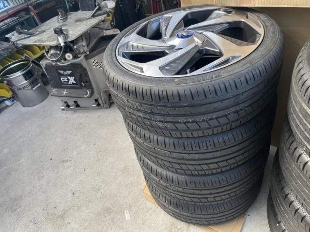 トヨタ 50プリウス モデリスタ 18インチホイール 取付 ZVW51 トヨタ 50プリウス モデリスタ 18インチホイール 取付 ZVW51