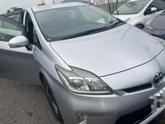 トヨタ　30系プリウス　シートカバー　付け替え　ZVW30 岡山市東区