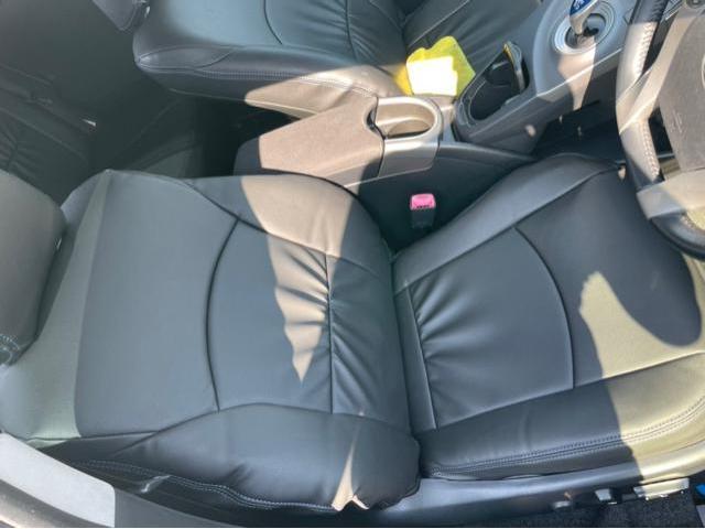 トヨタ　30系プリウス　シートカバー　付け替え　ZVW30 岡山市東区