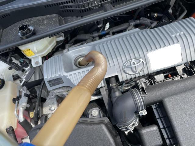 トヨタ 30系プリウス 納車前点検 オイル エレメント ワイパーゴム エアコンフィルター 交換 ZVW30  岡山市東区