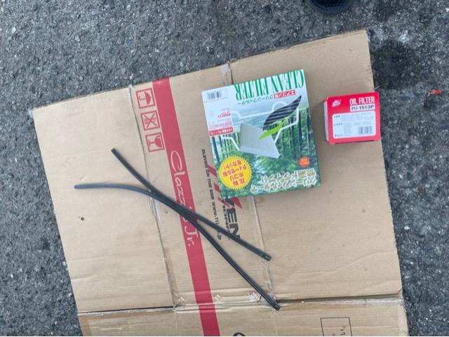 レクサス　IS 納車前点検（オイル エレメント ワイパーゴム エアコンフィルター）交換　AVE30 岡山市東区