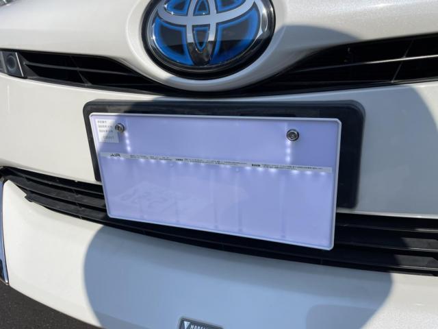トヨタ 50系プリウス 字光式ナンバーAIR 取り付け ZVW51 岡山市東区