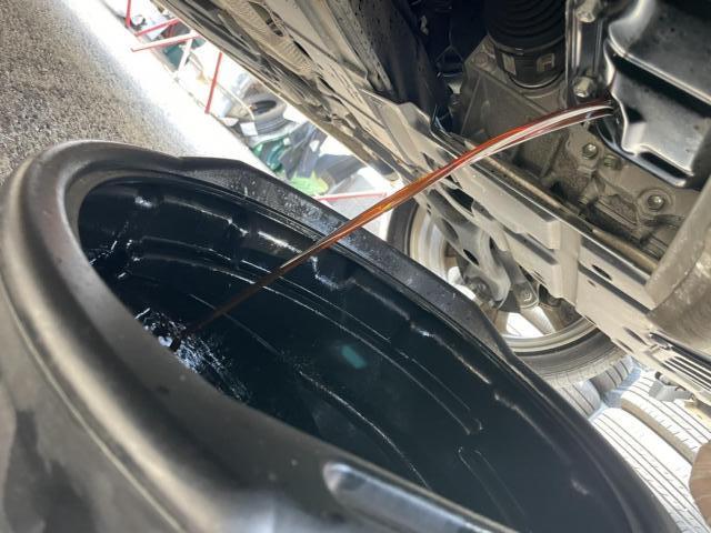 トヨタ 30系プリウス 納車前点検 （オイル エレメント ワイパーゴム エアコンフィルター） 交換 ZVW30　岡山市東区