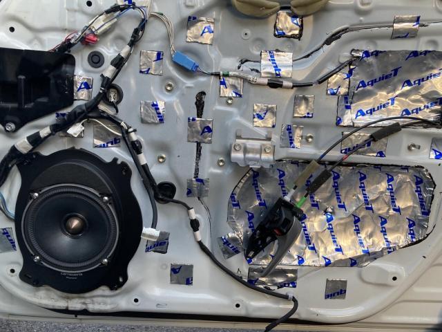 トヨタ　30系プリウス　バッフル交換　アルパイン→カロッツェリア デッドニング　ZVW30 岡山市東区