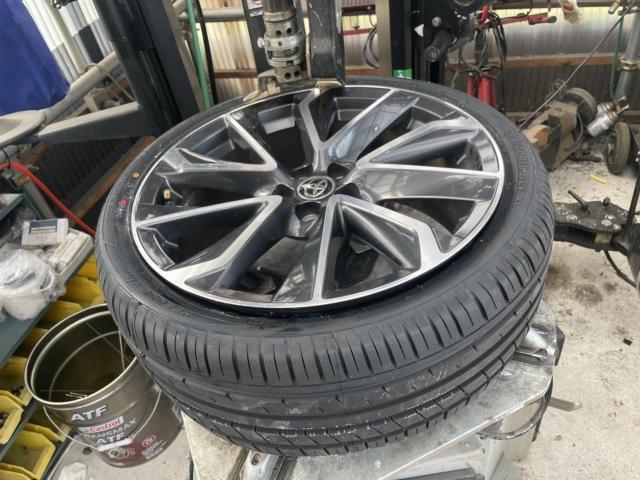 トヨタ 50系プリウス タイヤ交換（フロント2本） ZVW51 岡山市東区