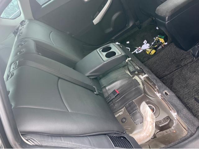 トヨタ 30系プリウス シートカバー 取り付け ZVW30 岡山市東区