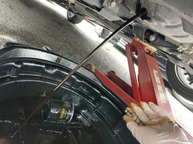 トヨタ アクア 納車前点検 オイル エレメント ワイパーゴム エアコンフィルター 交換 NHP10 岡山市東区