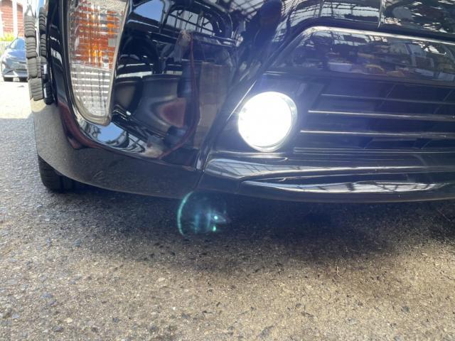 トヨタ 30系プリウス オプションフォグからノーマルフォグに交換 FCLカラーチェンジバルブ取付 ZVW30 岡山市東区
