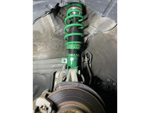 トヨタ 30系プリウス 車高調 取り付け ZVW30 岡山市東区