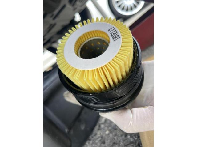 トヨタ 30系プリウス オイル エレメント 交換 ZVW30 岡山市東区