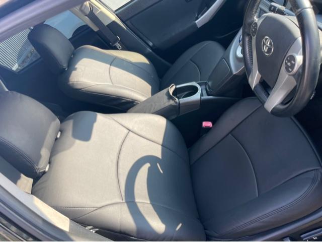 トヨタ 30系プリウス シートカバー 取り付け ZVW30 岡山市東区