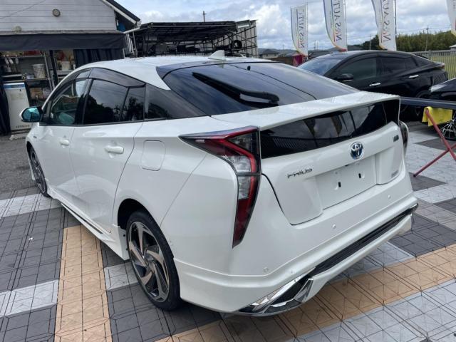 トヨタ 50系プリウス 15インチ→18インチ組み替え 交換 ZVW51 岡山市東区