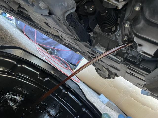 30系プリウス 納車前点検 オイル エレメント ワイパーゴム エアコンフィルター 交換 ZVW30 岡山市東区